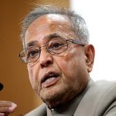 Pranab Mukherjee conferred Padma Awards to 109 people, Sharmila Tagore and Sridevi in the first batch