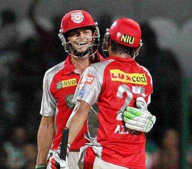 Gilchrist shines as Kings XI whip Royal Challengers
