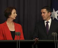 Key players and the options for Labor