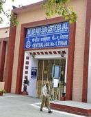 1 killed in Tihar Jail violence