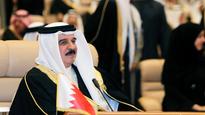 Bahrain jails 6 for dissing king on Twitter