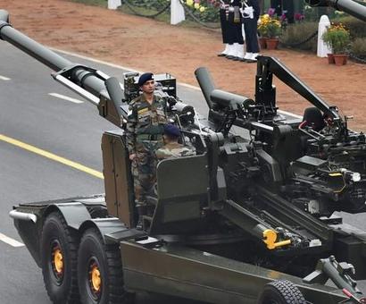 Army's 'big bang' welcome for Nirmala Army's 'big bang' welcome for Nirmala