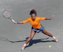 Serena advances in Charleston