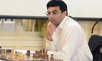Viswanathan Anand held by Nikita Vituigov in second round