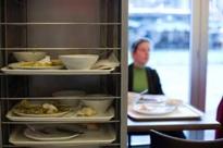 10 dirty secrets of restaurants revealed!