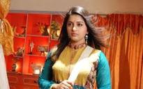 Meera Jasmine back in Kollywood Ganesh starrer Inga Enna Solluthu