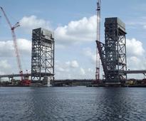 Obama Urges Faster Track for Projects