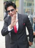 Aishwarya Rai Bachchan to Make Comeback with Shah Rukh Khan, Abhishek in 'Happy New Year'?