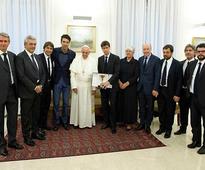 Juventus delegation meets Pope Francis at Vatican
