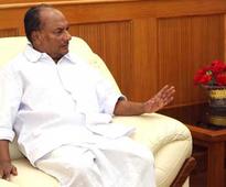 Antony calls for speed in ongoing submarine projects