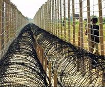 Pak violates ceasefire,infiltration bid foiled