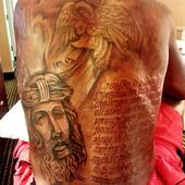 Kevin Durant's back tattoo has a misspelling