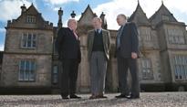 Descendants of families from great Irish houses gather