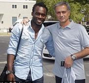 Mourinho Tells Chelsea To Keep Essien