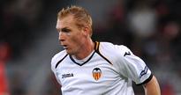 Valencia move clear in fourth