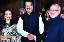 Dr Habil Khorakiwalas 70th birthday bash