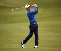 Two-way tie for lead at Ballantine's