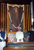 Why Dr Manmohan Singh won't go in a hurry