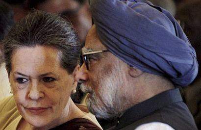 Hindu terror remark; plea filed to make PM, Sonia witnesses