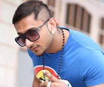 Punjab police book Honey Singh for obscenity