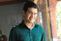 Nishad Vaidya on a song