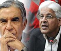 Law Minister Ashwani Kumar attends Cabinet meet; Railway Minister Pawan Bansal skips it
