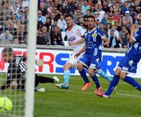 Marseille put PSG title party on ice