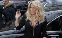 Shakira still legally entangled with ex-lover Antonio de la Rua
