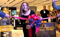 Sarah Jessica Parker inaugurated 'illegally' built SM mall, BCDA says