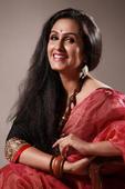 Kavita Nair with Mahesh Babu promoting Malayalam Dookudu