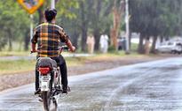 First pre-monsoon rains lash twin cities