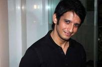 We are like friends: Sharman Joshi on father-in-law