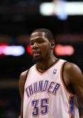 Kevin Durant hiring Jay-Z's Roc Nation Sports (Yahoo! Sports)