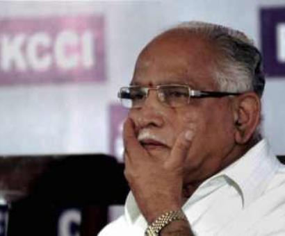 Yeddyurappa in soup over eating hotel-made idlis at Dalit's home Yeddyurappa in soup over eating hotel-made idlis at Dalit's home