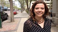 Saskatoon singer finds silver lining in botched anthem May 21, 2013 11:26 AM ET American and Canadian TV networks are lining up to interview singer Alexis Normand about her fumbling performance of the Star-Spangled Banne