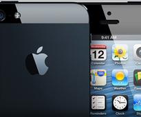 iPhone 5S will bring back 'one more thing,' analyst says