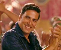 Truck runs over Akshay Kumar's toes in Mumbai