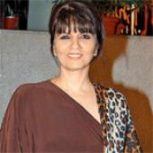Neeta Lulla salutes modern brides at RFW