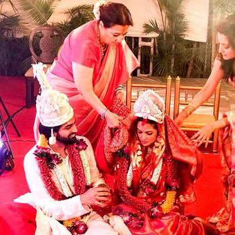 Riya Sen weds, Ashmit Patel gets engaged Riya Sen weds, Ashmit Patel gets engaged