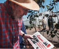 Fidel Congratulates Cuban Rehab Specialists