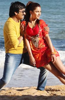 First look: Ravi Teja, Shruti Haasan in Balupu
