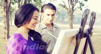 Sonakshi takes painting tips from Salman Khan