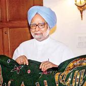 Govt working to make defence acquisitions transparent: Manmohan Singh