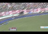 MI lose Maxwell early in chase of 184