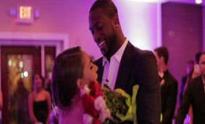 Dwyane Wade surprises local Miami teen at prom