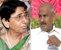 Naroda Patiya Massacre: State asks death penalty for Maya Kodnani, Babu Bajrangi