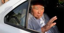 Suzuki chief meets Modi; sa...