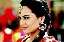 Milan Luthria calls Sonakshi Sinha as the star