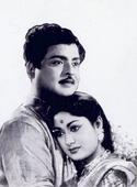 Kaathirundha Kangal (1962)