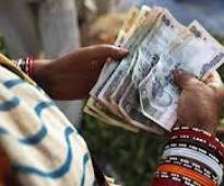 Govt aims to bring down CAD to 2.5% by 12th Plan-end: Montek